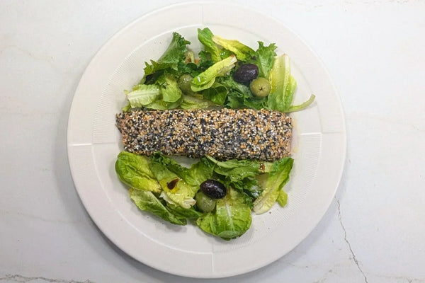 10-Minute Everything Bagel Crusted Salmon (Trader Joe’s Seasoning Recipe)