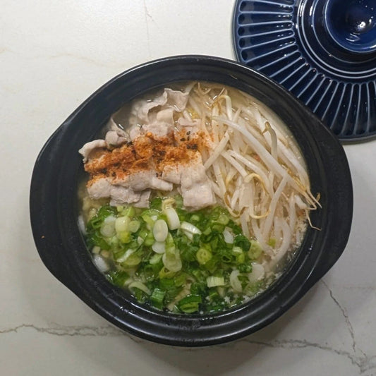 Nissin Demae Iccho 100% Hokkaido Wheat Ramen: Tonkotsu Flavor